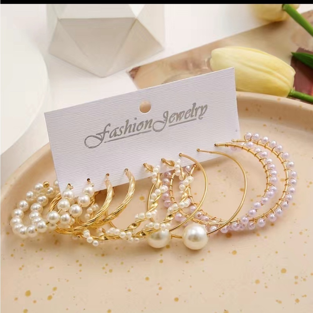 5 Pairs of Hoop Earrings